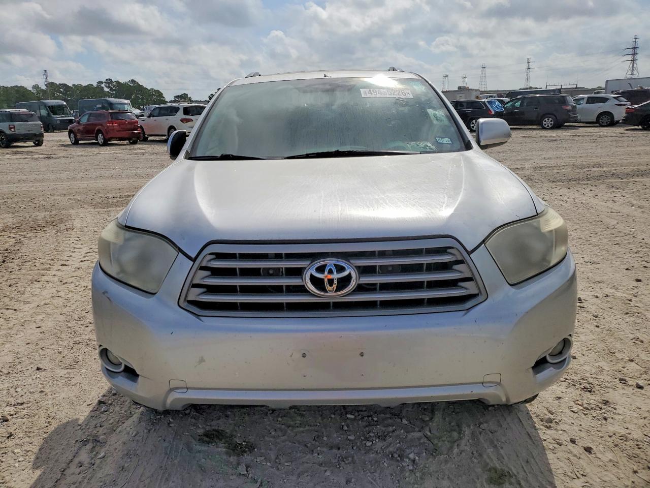 2010 TOYOTA HIGHLANDER