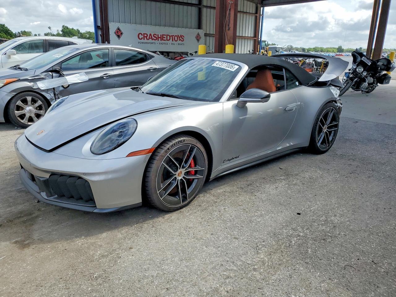 2025 PORSCHE 911