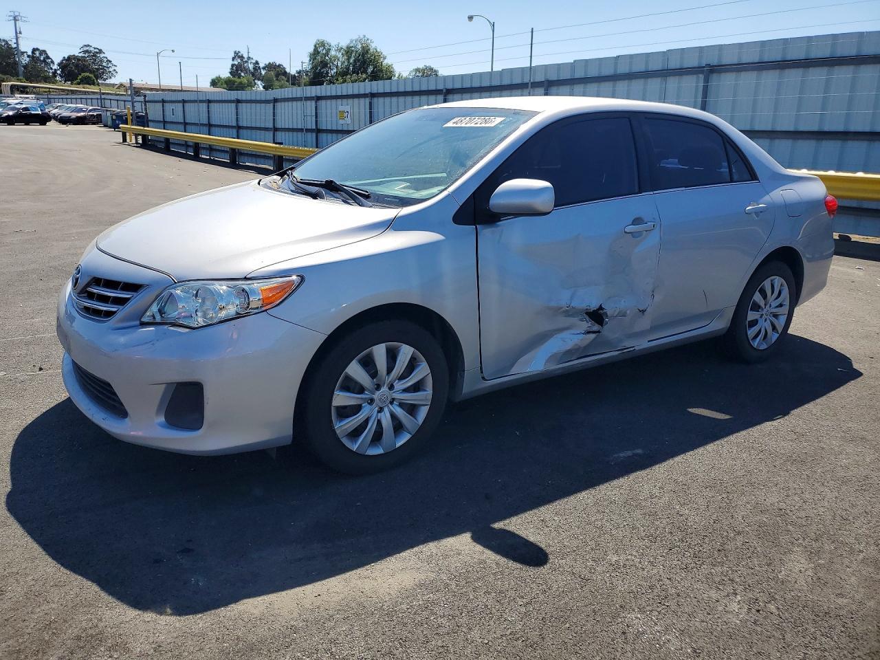 2013 TOYOTA COROLLA