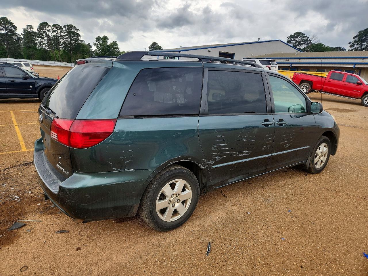 2005 TOYOTA SIENNA