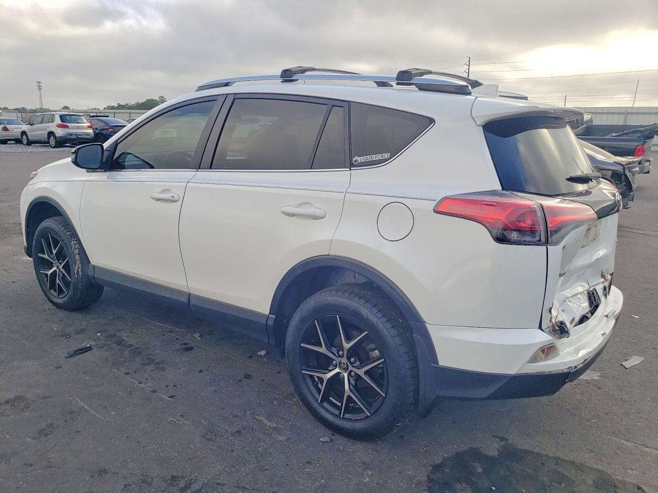 2016 TOYOTA RAV4