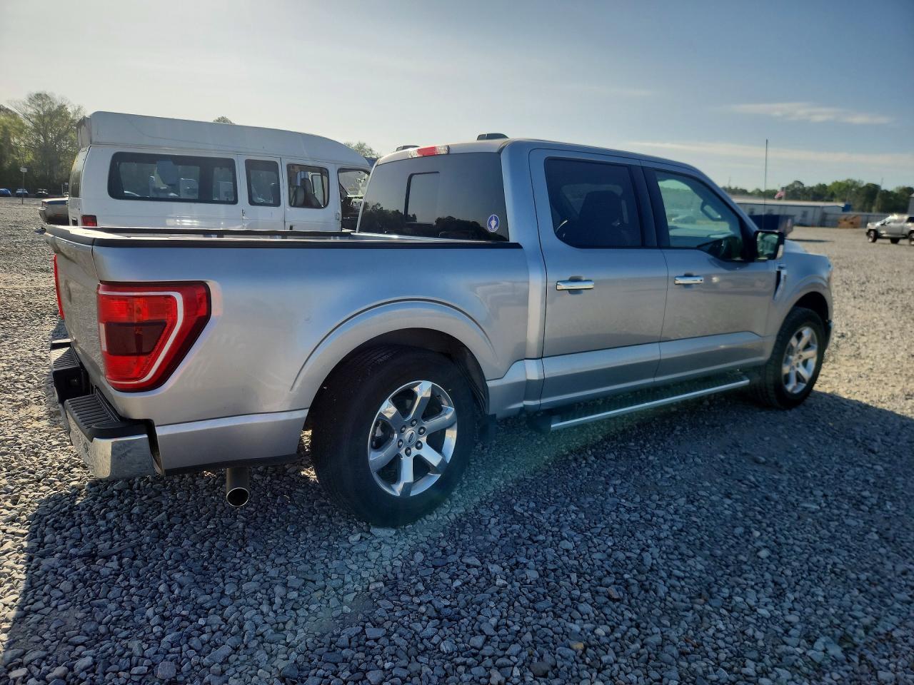 2022 FORD F-150 Lightning