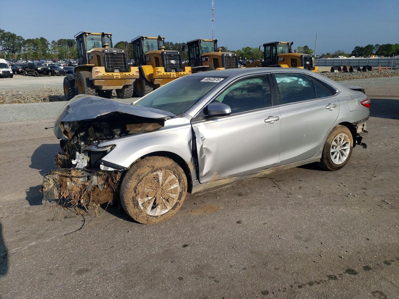 2016 TOYOTA CAMRY