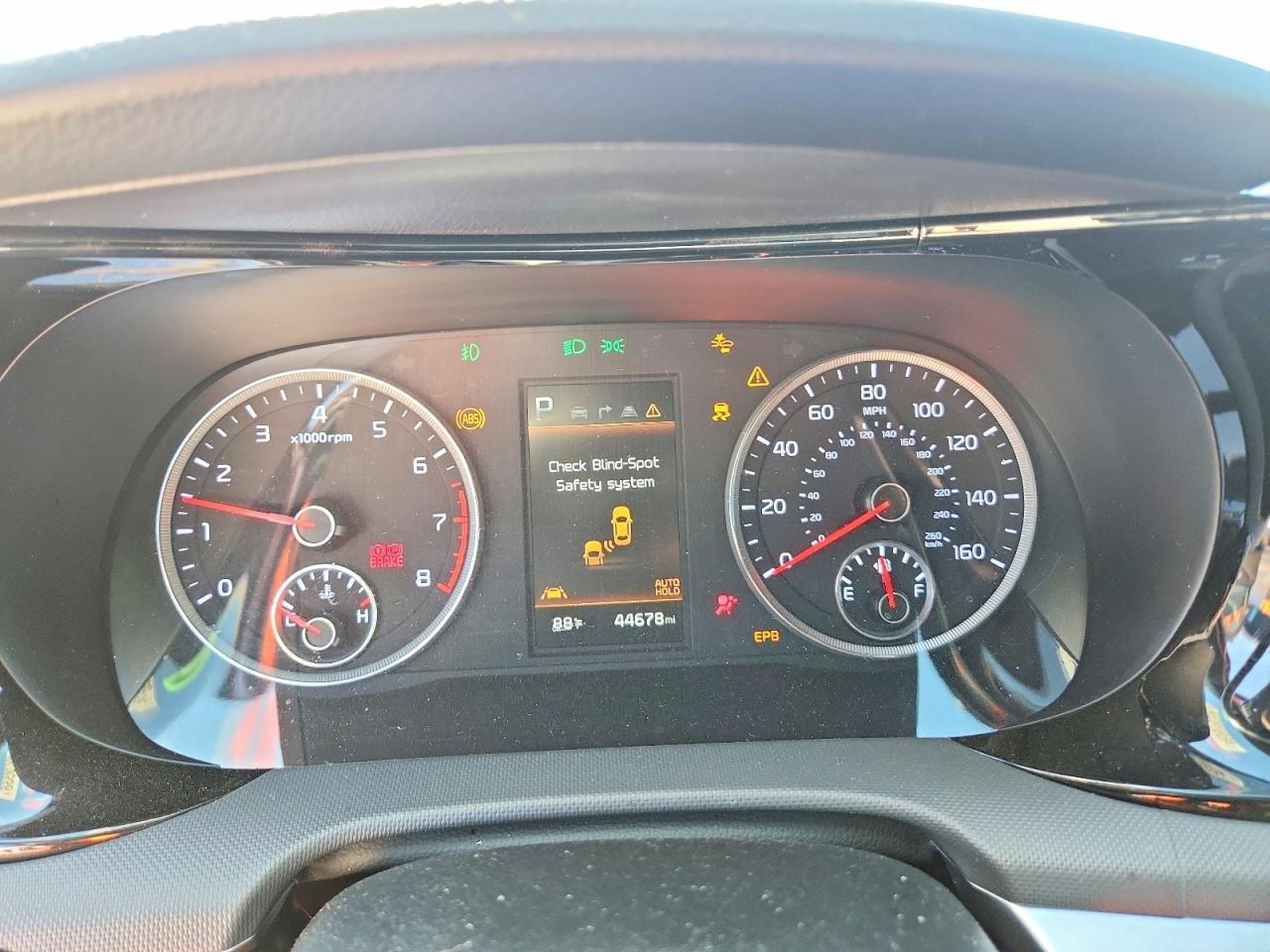 2023 KIA K5