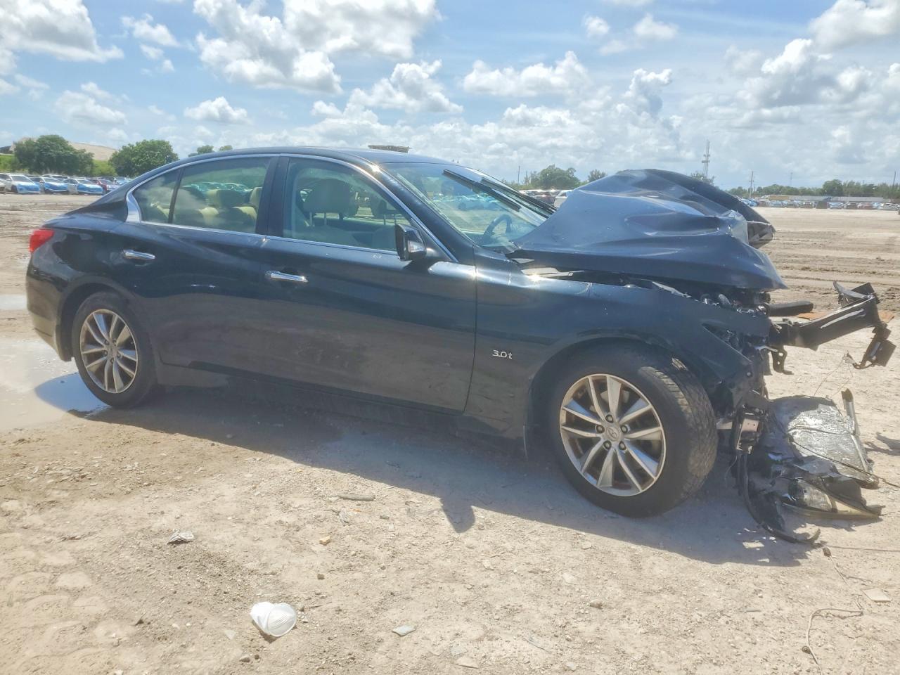 2017 INFINITI Q50