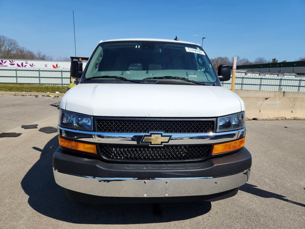 2023 CHEVROLET Express 3500