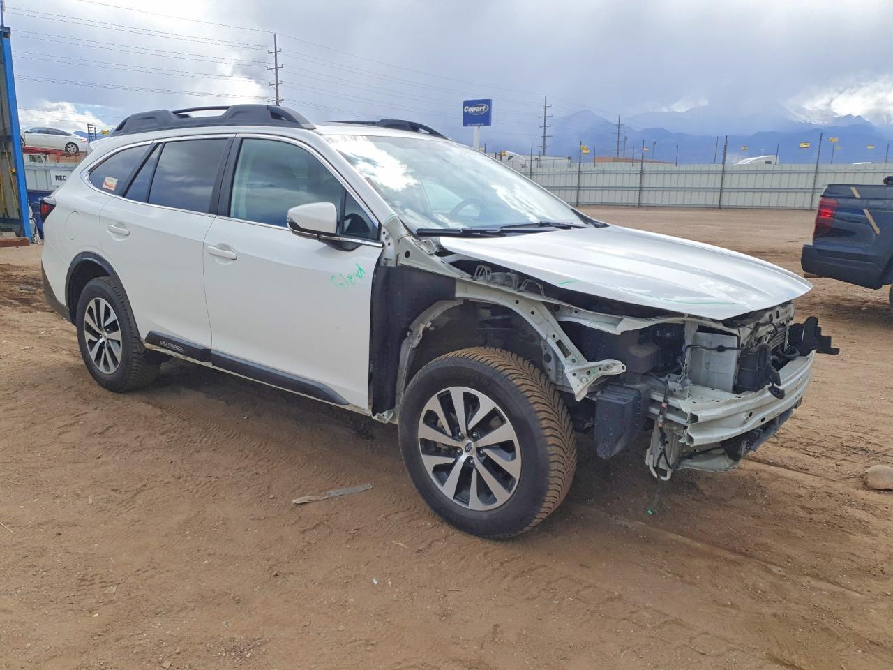 2020 SUBARU Outback