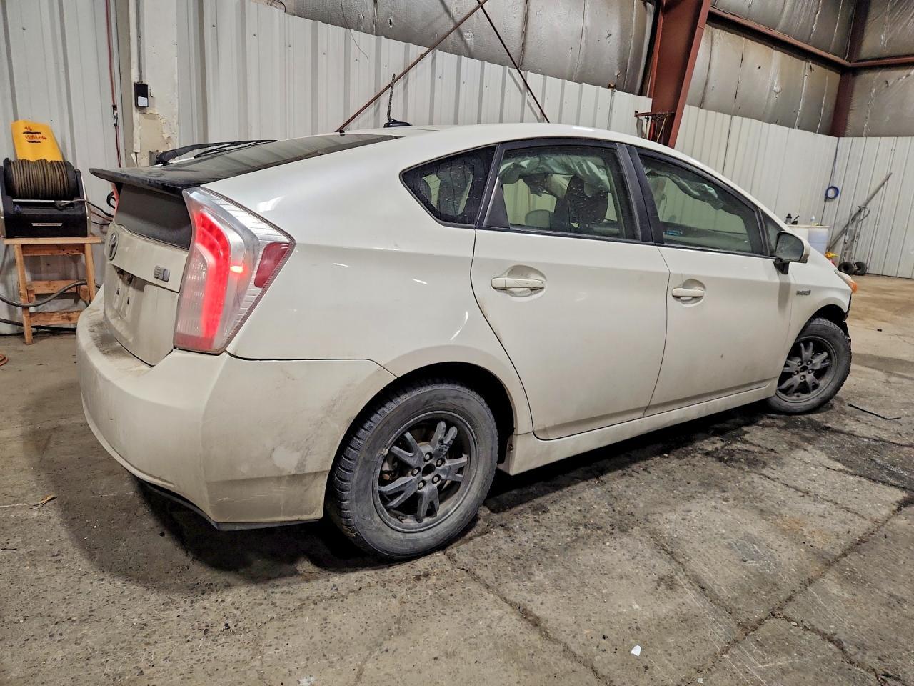 2013 TOYOTA PRIUS
