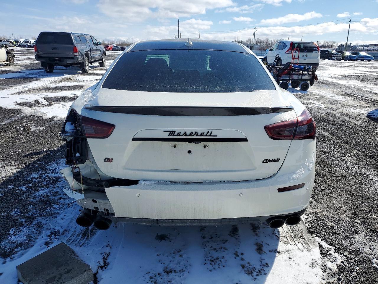 2016 MASERATI Ghibli