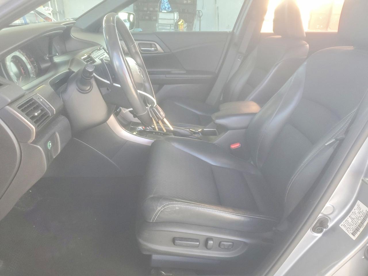 2017 HONDA ACCORD
