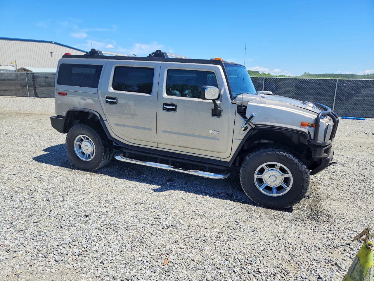 2005 HUMMER H2
