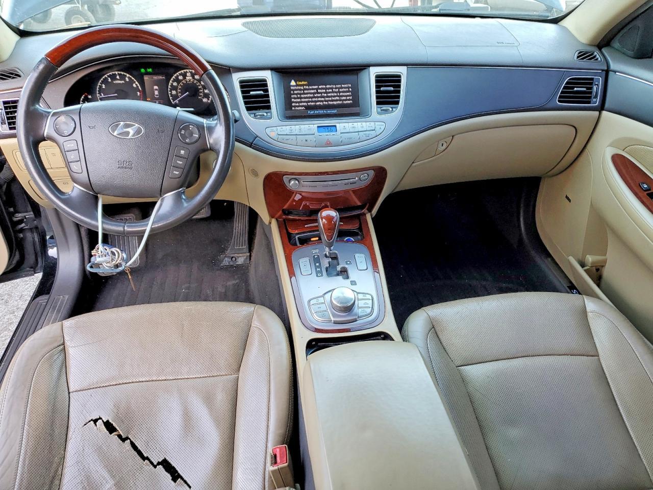 2012 HYUNDAI GENESIS