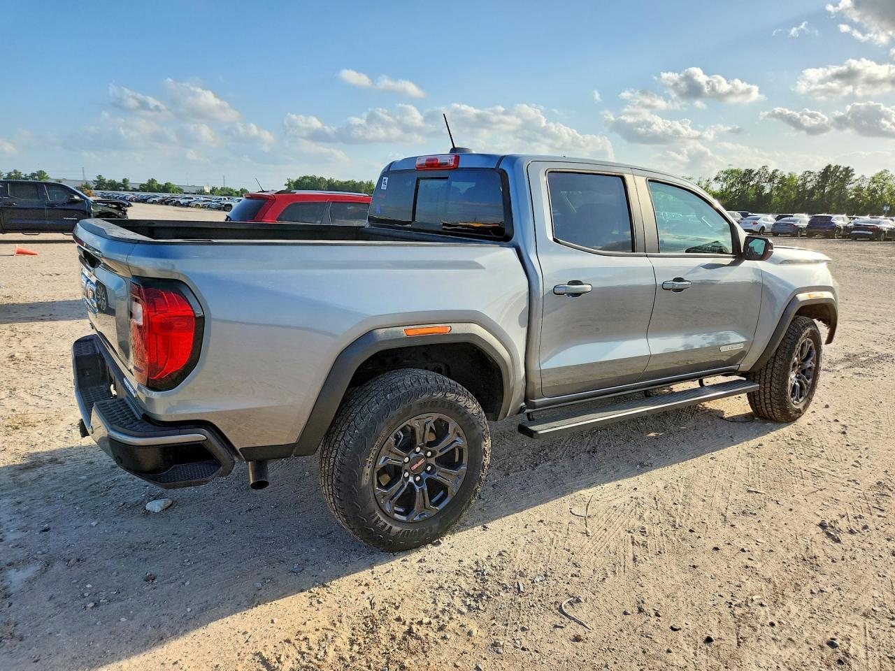 2025 GMC CANYON