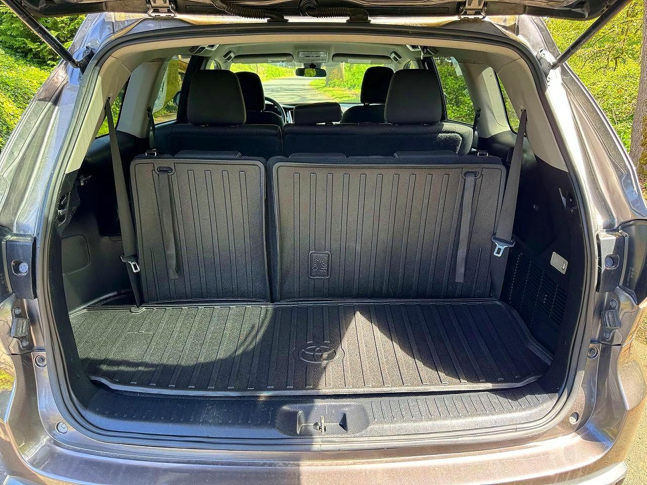 2017 TOYOTA HIGHLANDER