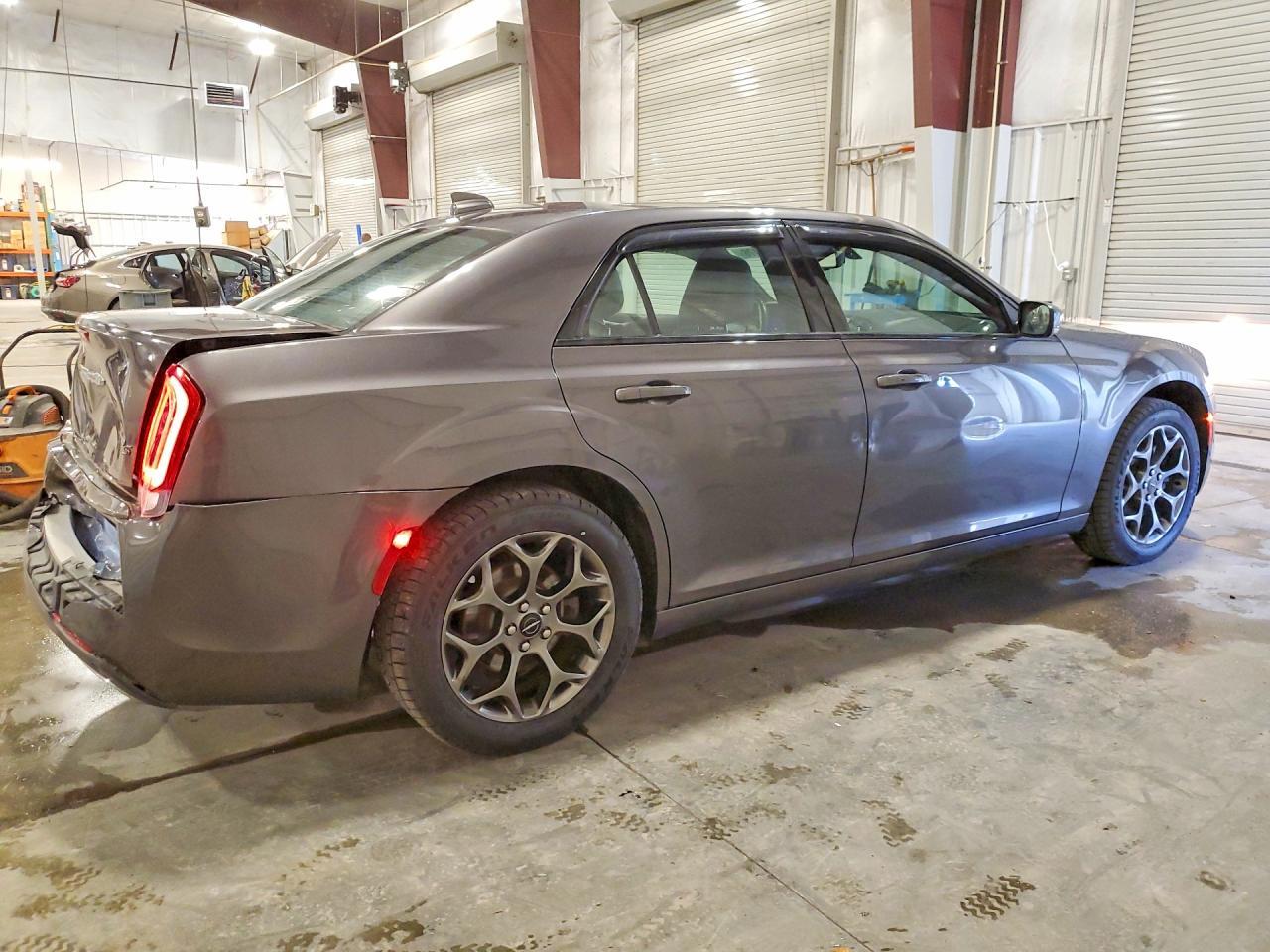 2015 CHRYSLER 300