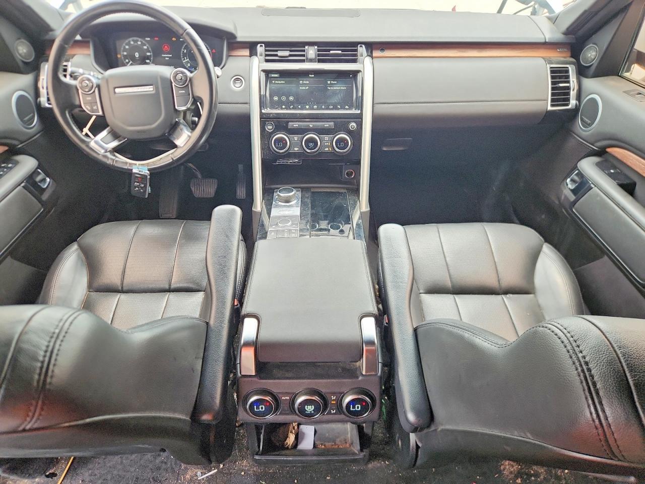 2018 LAND ROVER Discovery