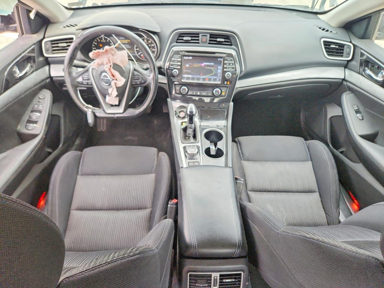 2017 NISSAN Maxima