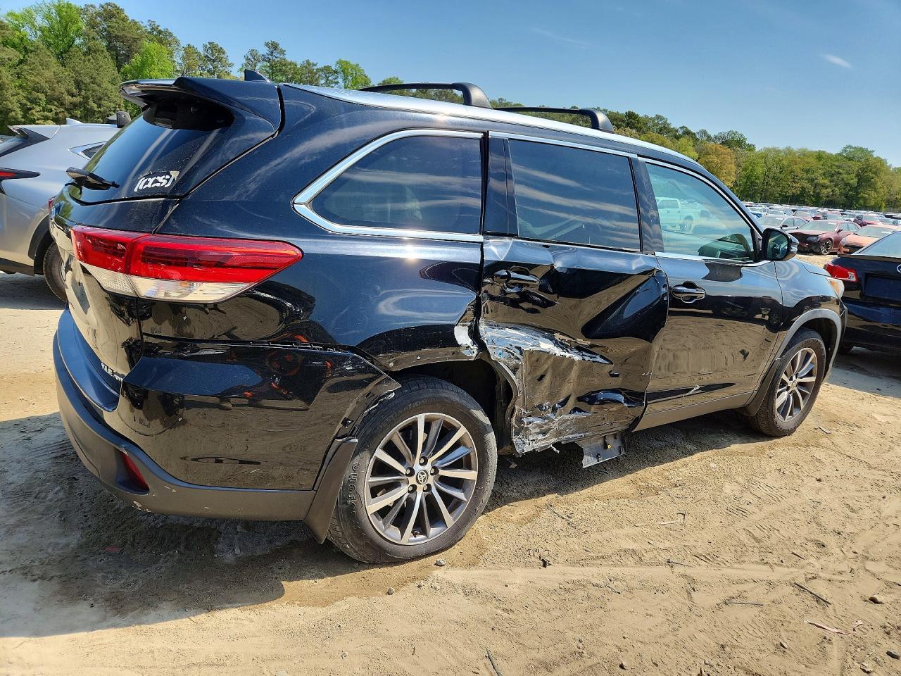 2019 TOYOTA HIGHLANDER