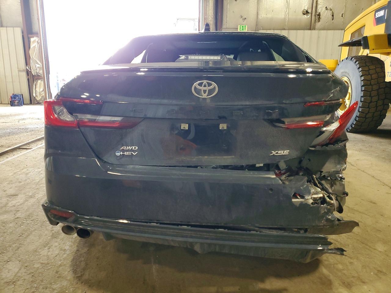 2025 TOYOTA CAMRY
