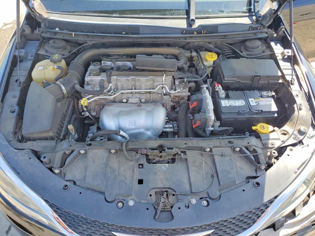 2016 CHRYSLER 200