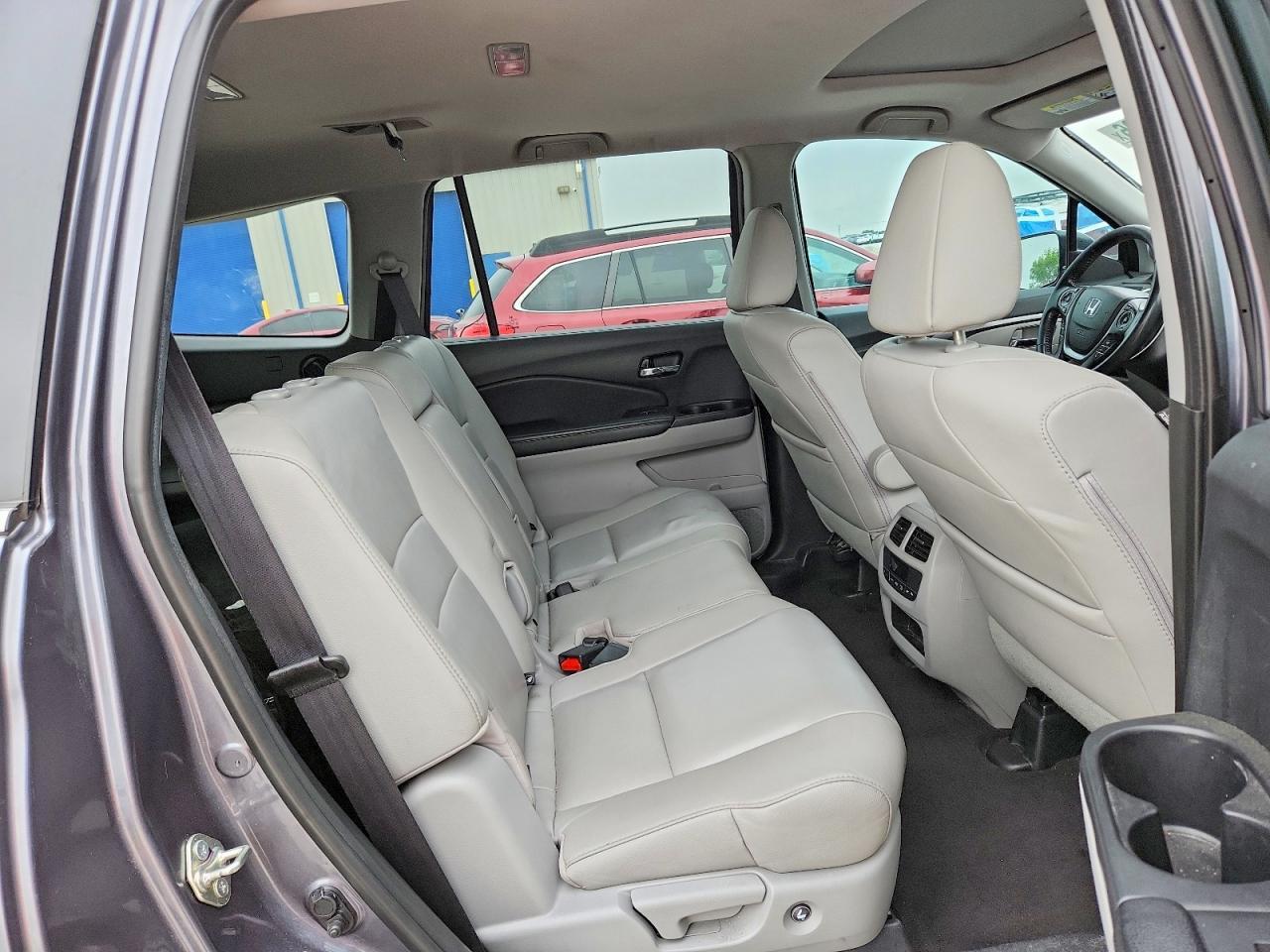 2016 HONDA PILOT