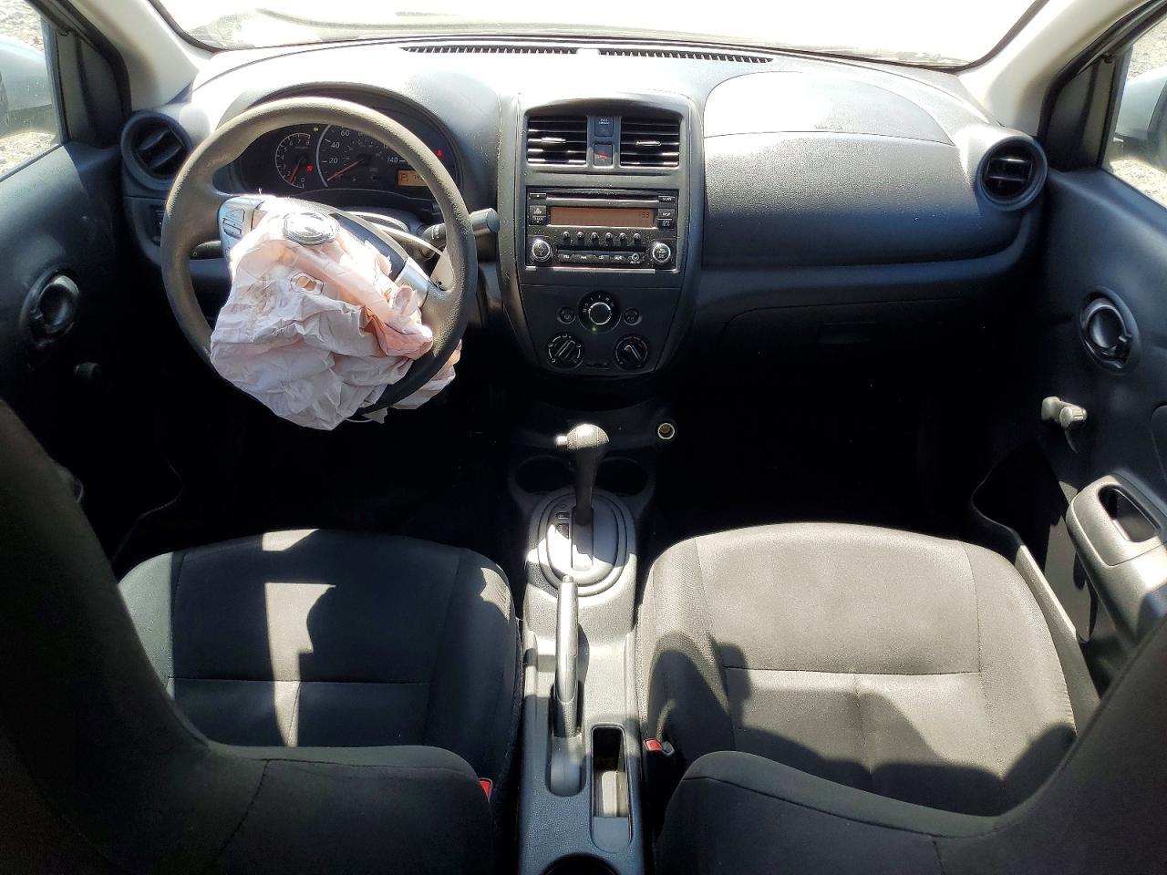 2017 NISSAN VERSA