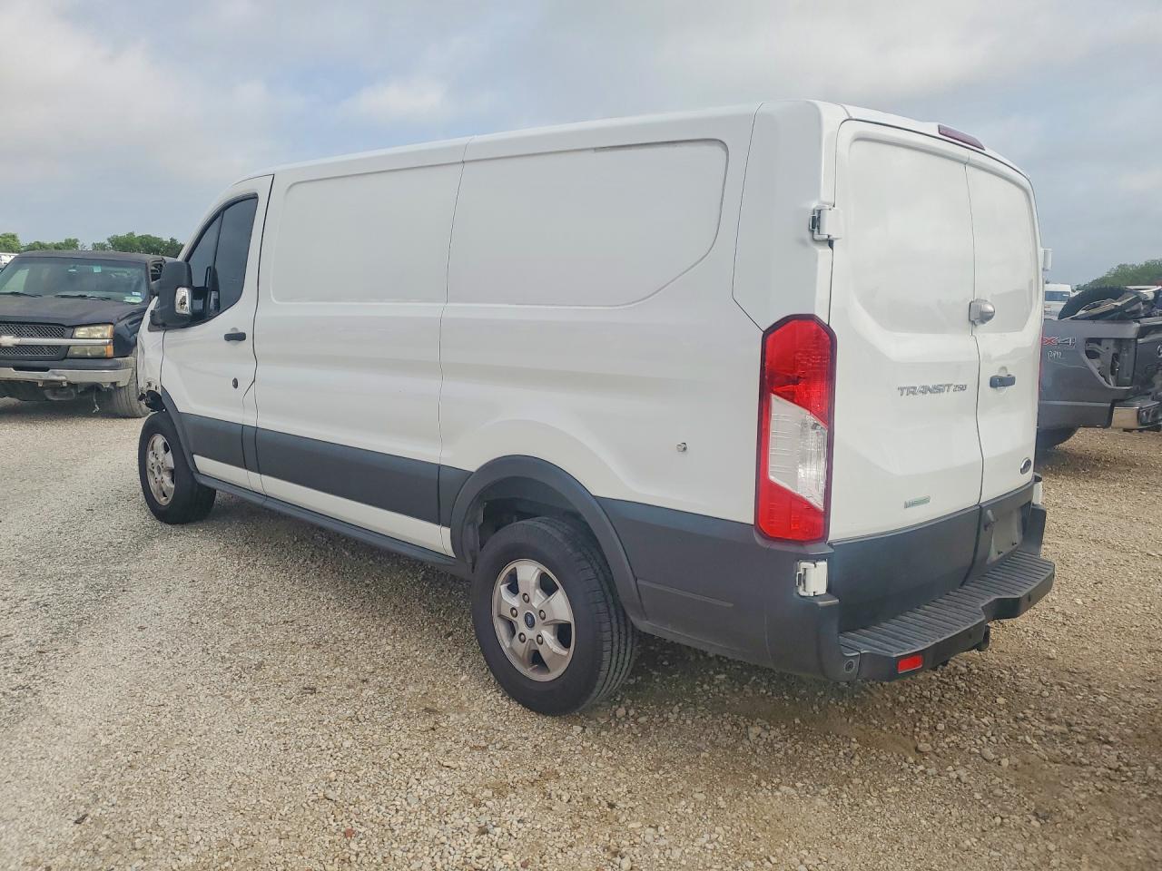 2019 FORD Transit