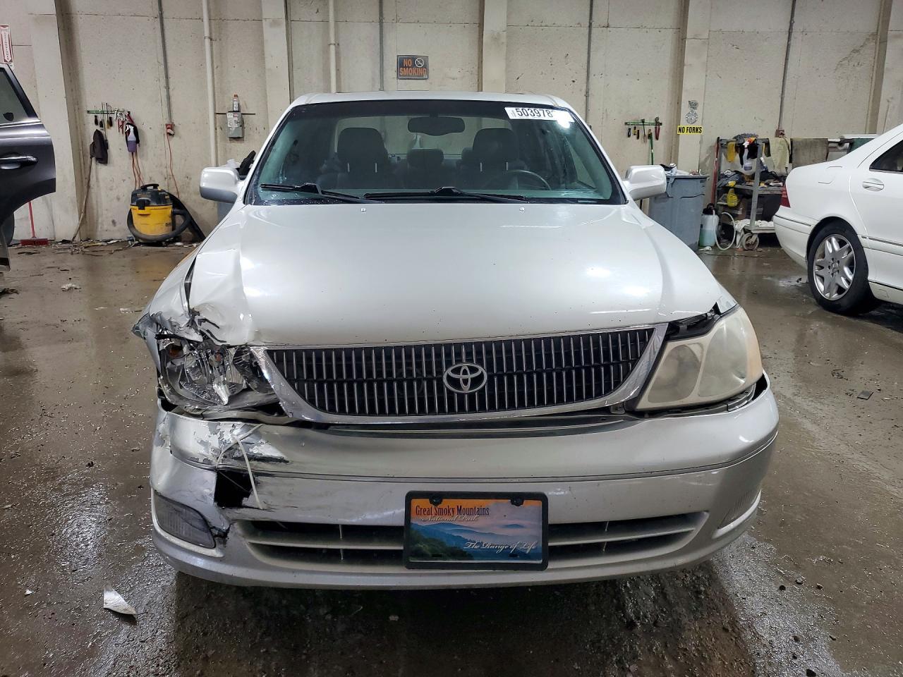 2000 TOYOTA Avalon