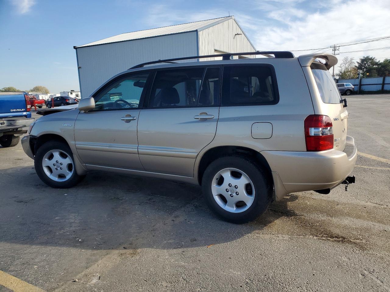 2005 TOYOTA HIGHLANDER