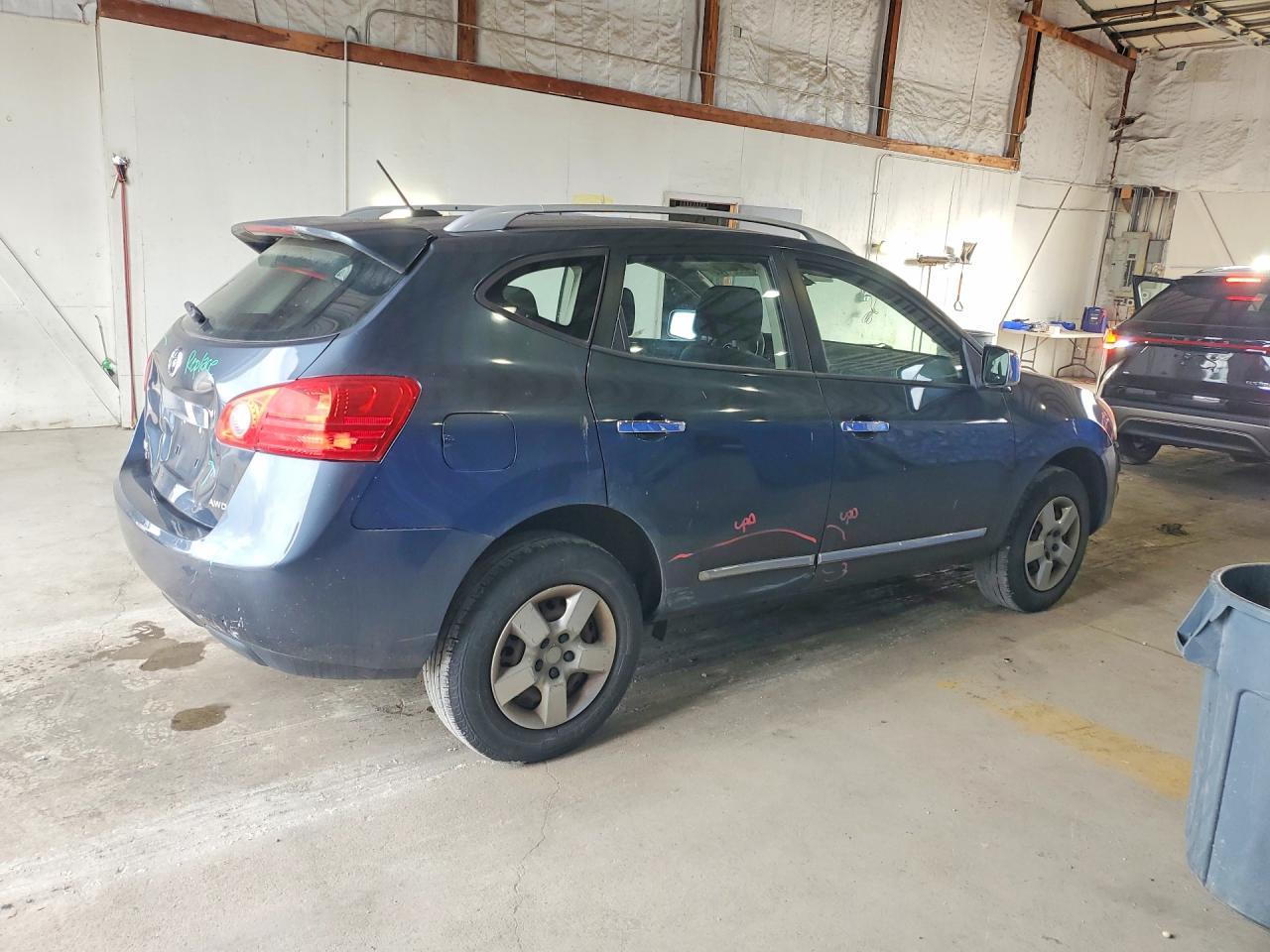 2015 NISSAN ROGUE