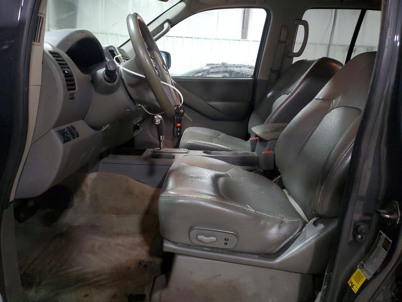 2012 NISSAN Frontier