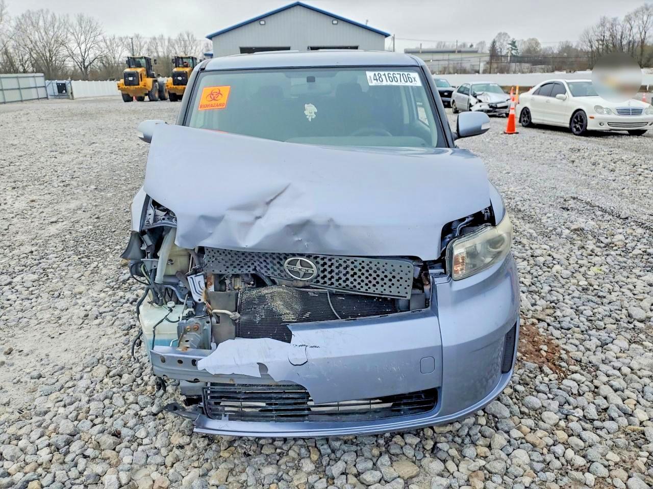 2009 SCION xB