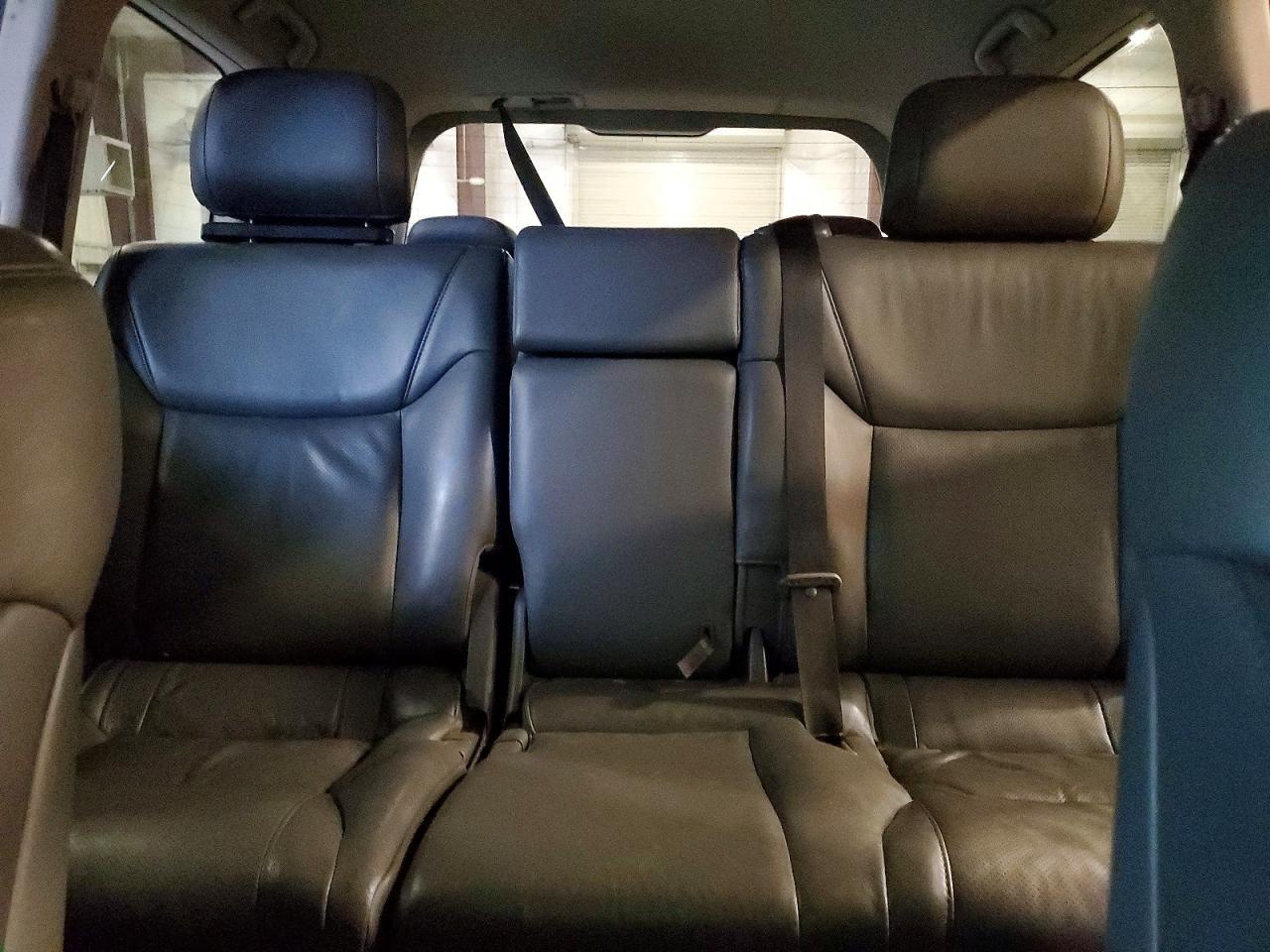 2010 LEXUS LX 570