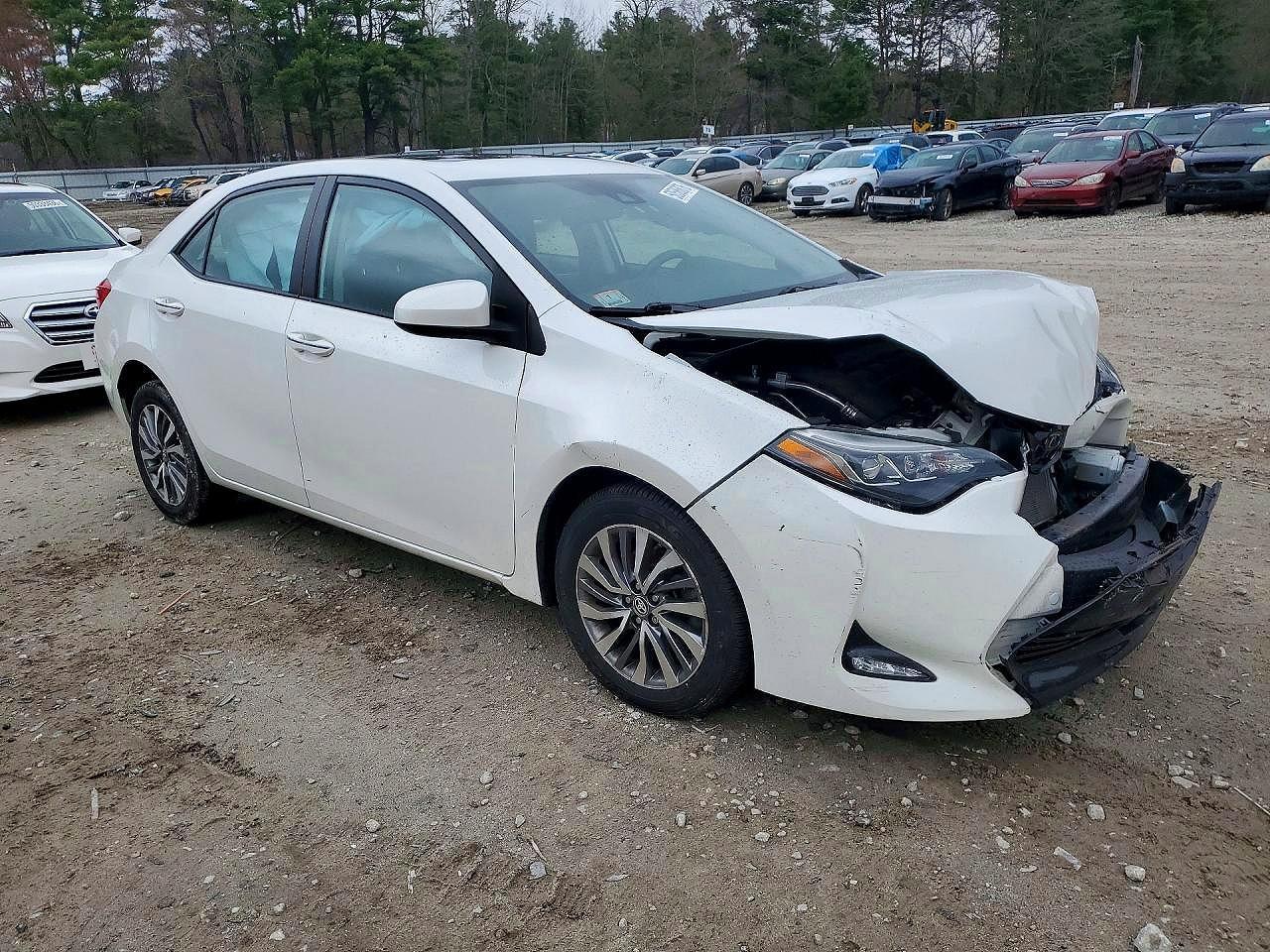 2017 TOYOTA COROLLA