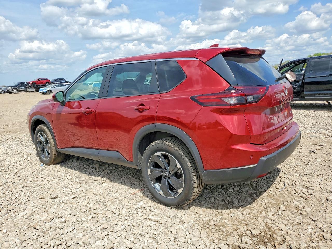 2025 NISSAN ROGUE