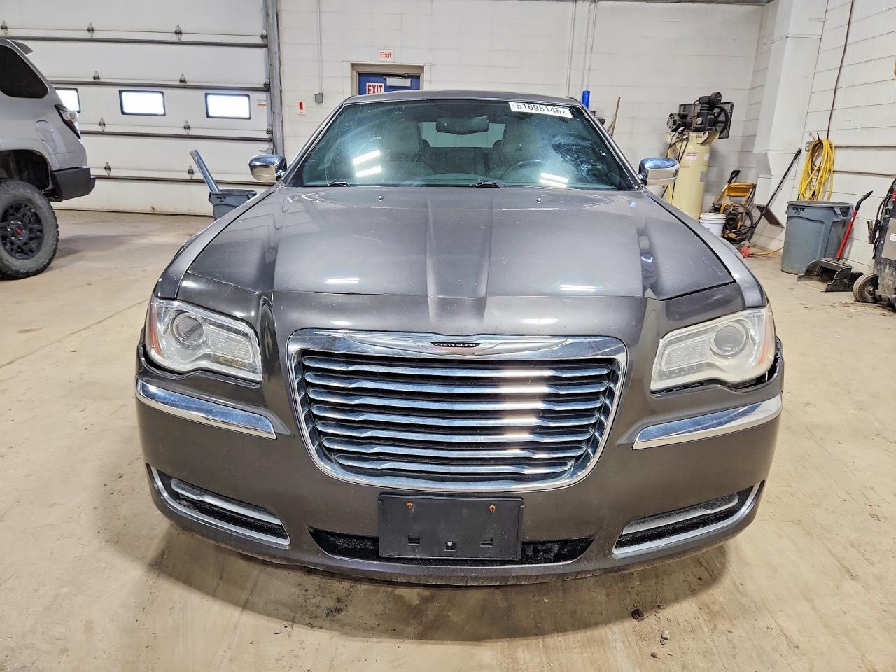 2014 CHRYSLER 300