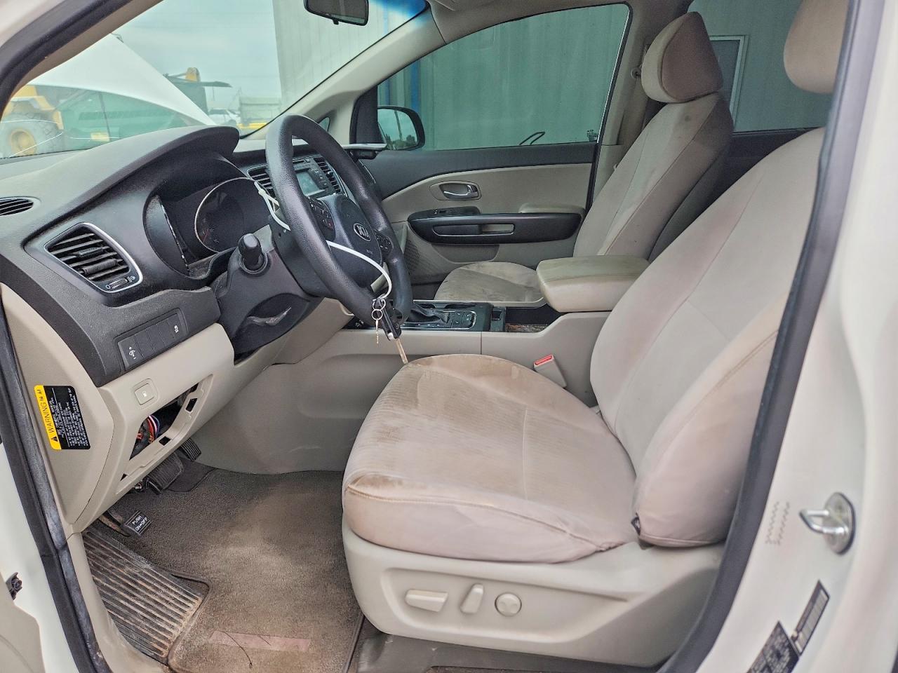 2016 KIA SEDONA