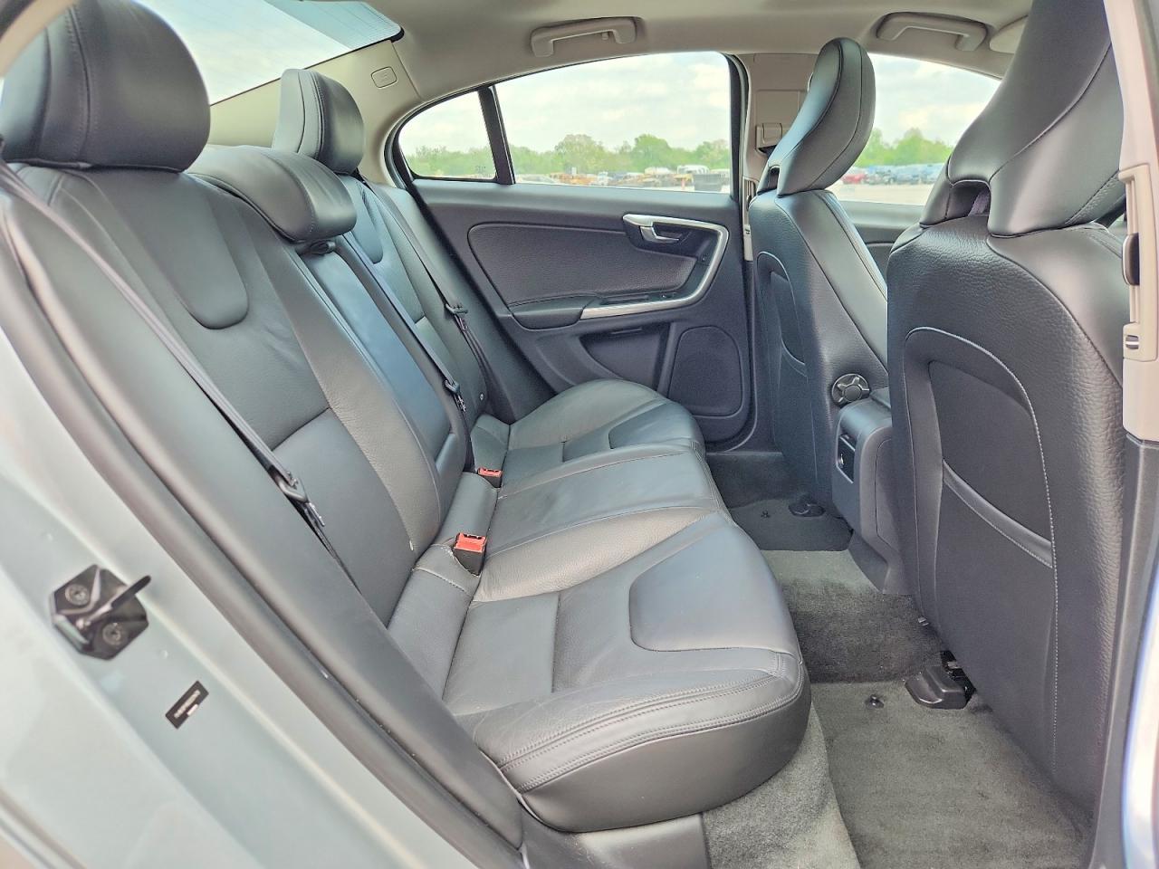 2013 VOLVO S60