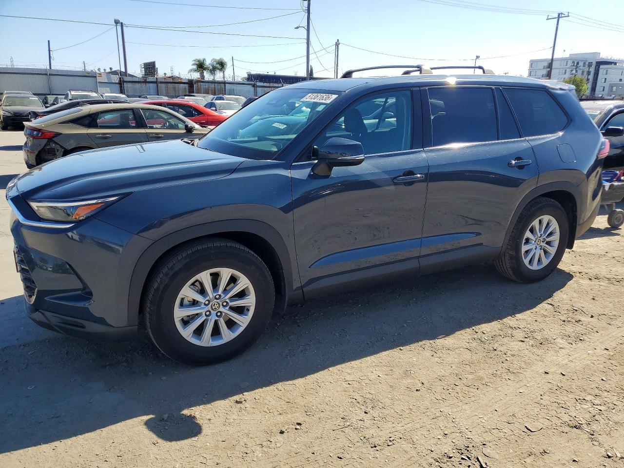 2024 TOYOTA HIGHLANDER
