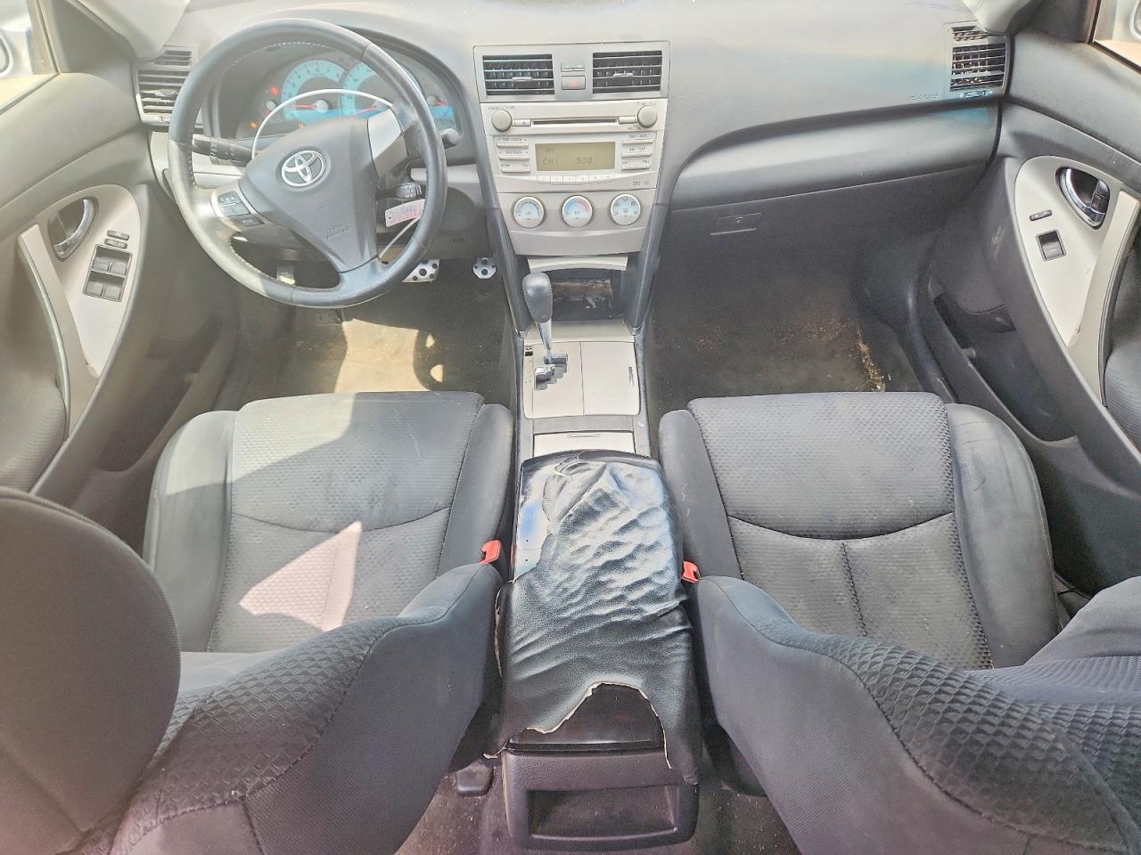 2010 TOYOTA CAMRY