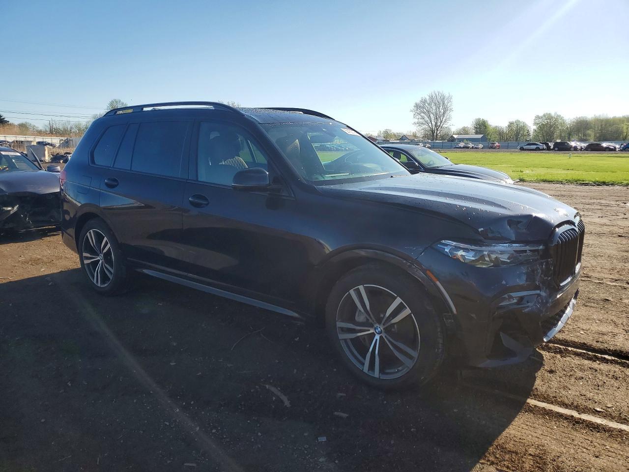 2020 BMW X7