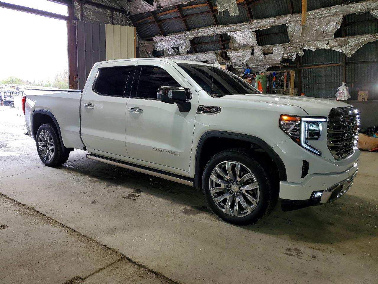 2024 GMC Sierra