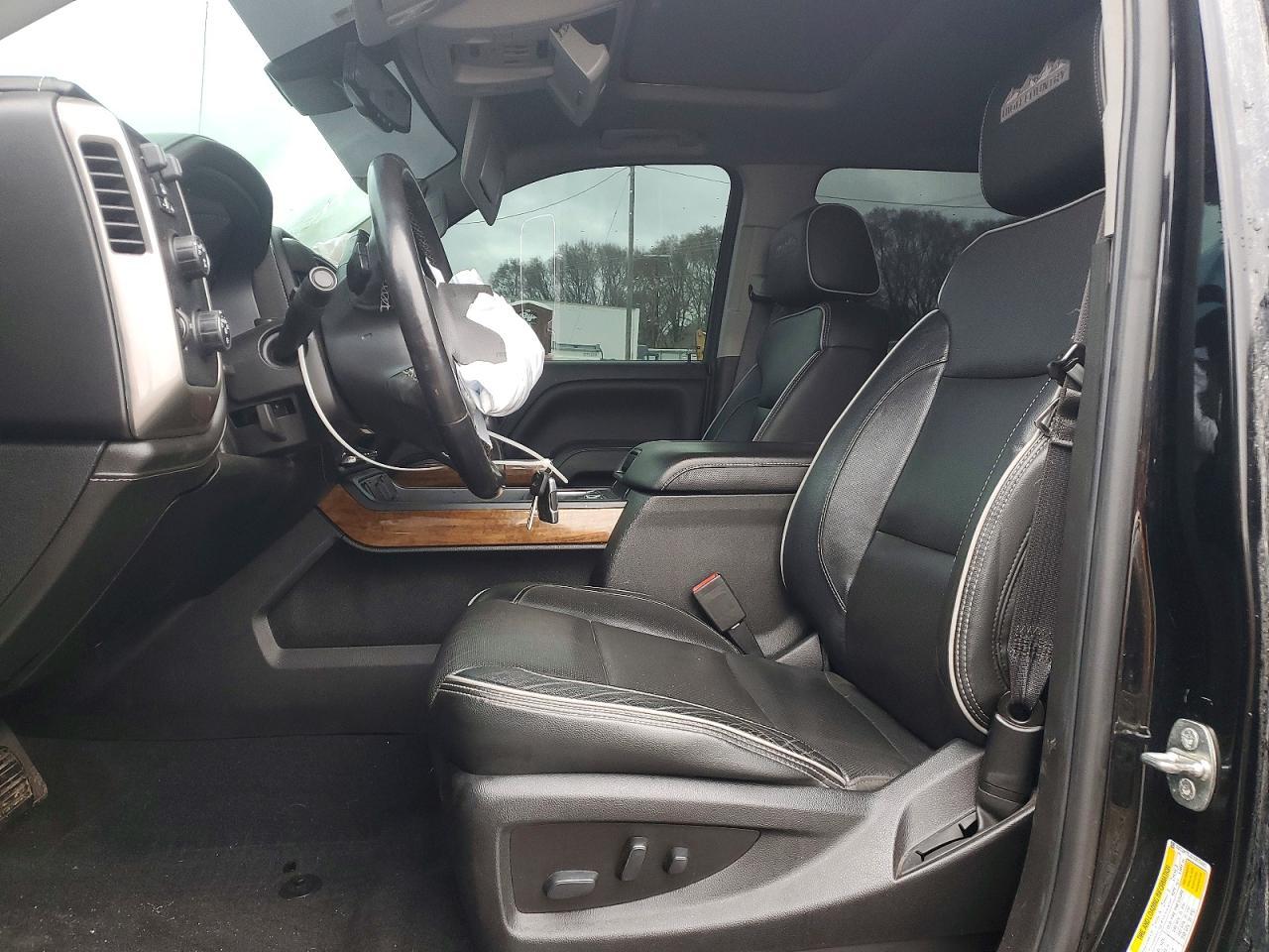 2018 CHEVROLET Silverado