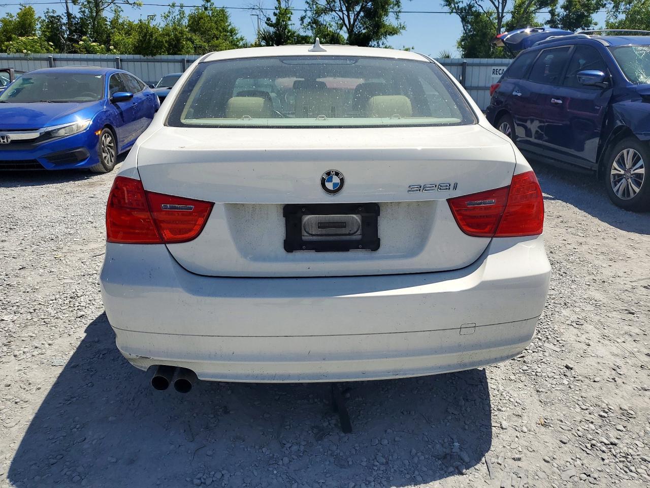 2011 BMW 3 SERIES