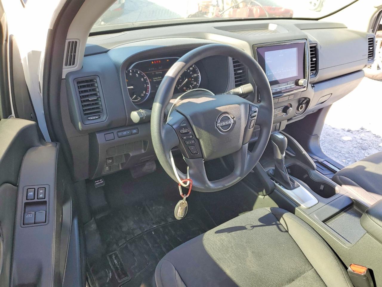 2024 NISSAN Frontier