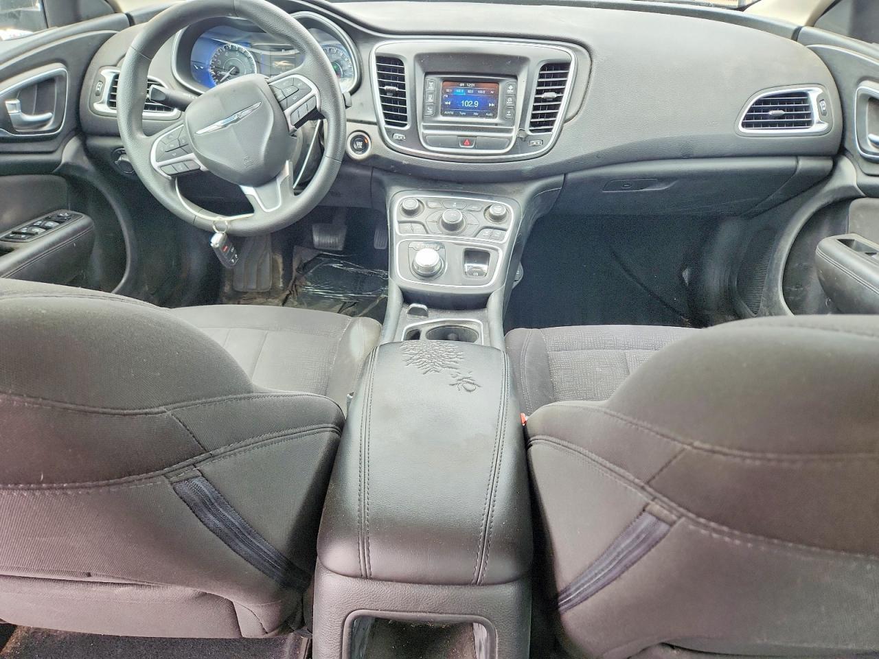 2015 CHRYSLER 200