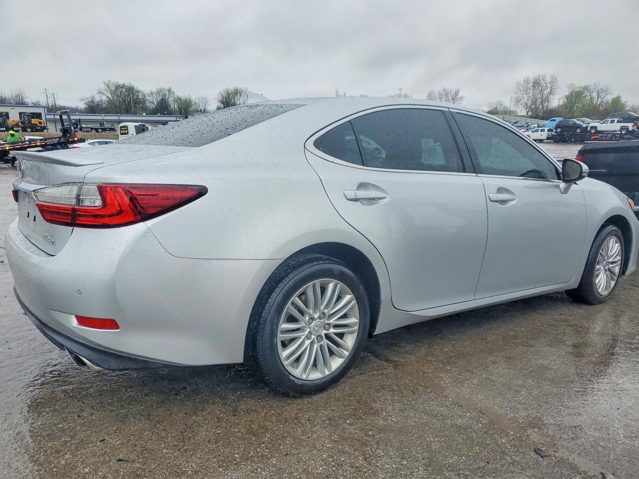 2016 LEXUS ES 350
