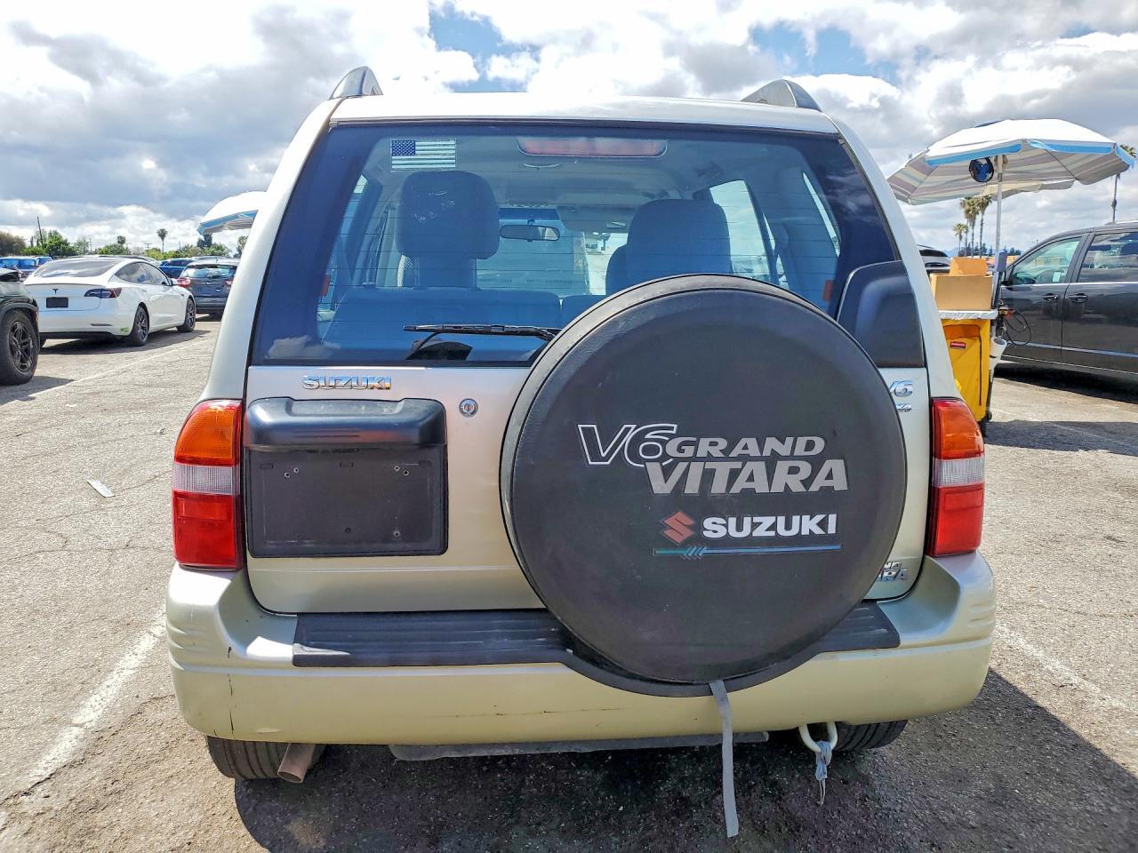 2000 SUZUKI Grand Vitara