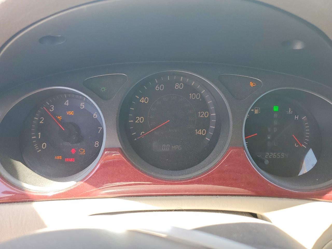 2004 LEXUS ES 330
