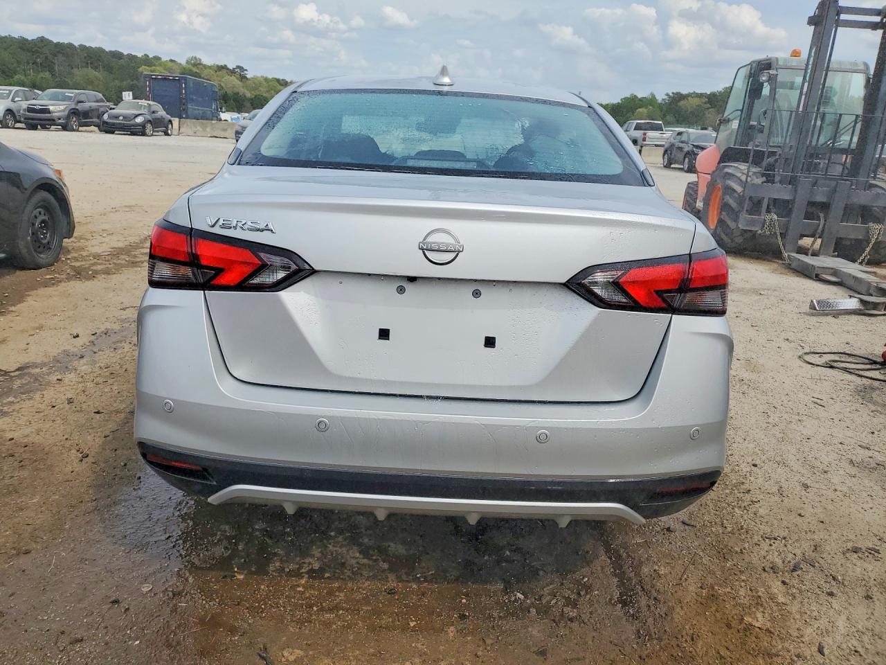 2025 NISSAN VERSA